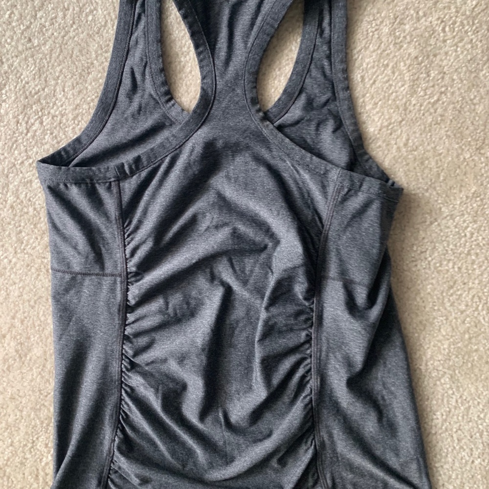 Athletic maternity tank